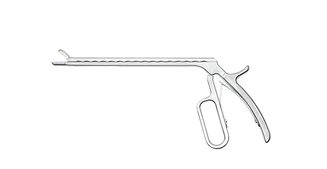 Intra-articular tissue grasping forceps