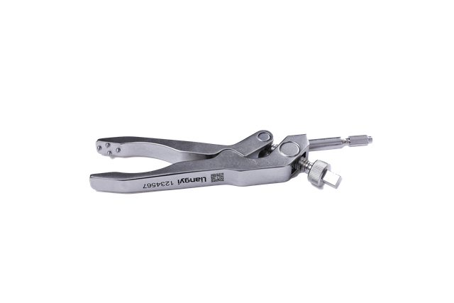 Spinous process clamp